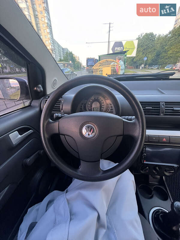 Хэтчбек Volkswagen Fox 2010 в Львове