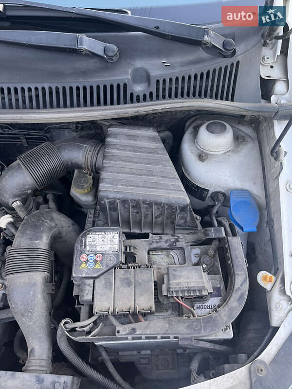 Хэтчбек Volkswagen Fox 2010 в Львове