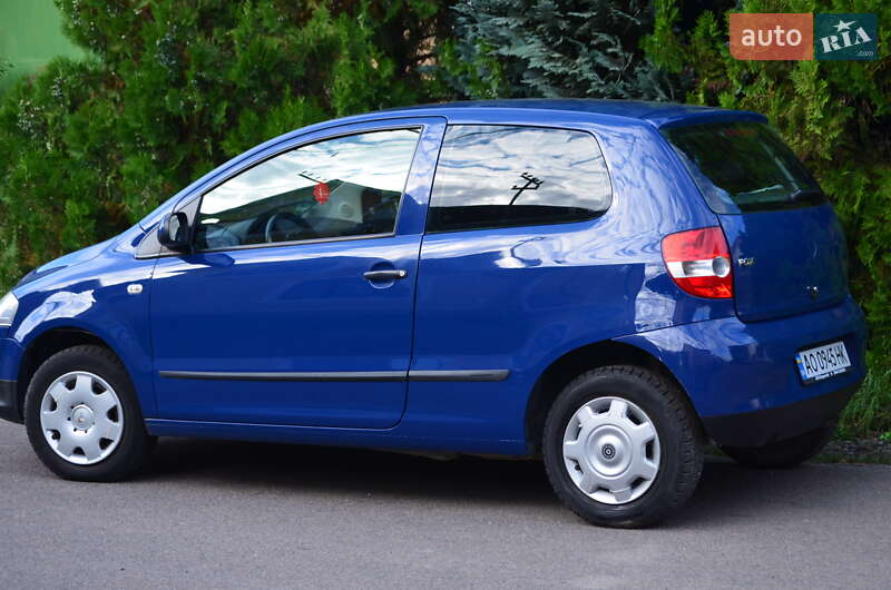 Хэтчбек Volkswagen Fox 2005 в Хусте