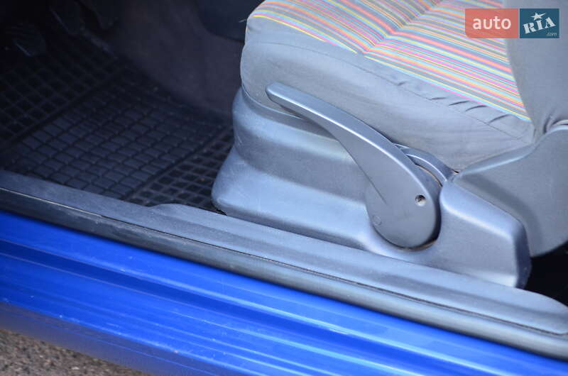 Хэтчбек Volkswagen Fox 2005 в Хусте