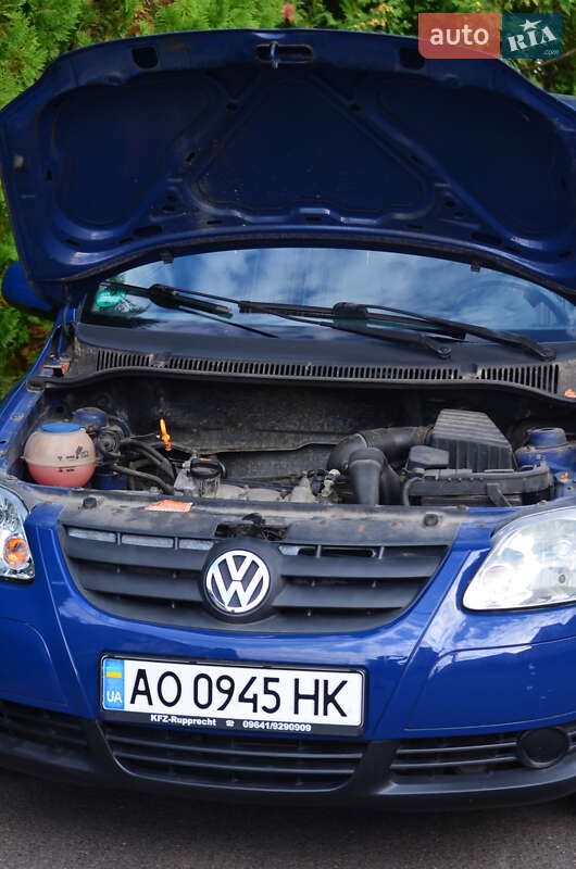 Хэтчбек Volkswagen Fox 2005 в Хусте