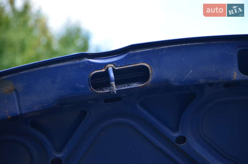 Хэтчбек Volkswagen Fox 2005 в Хусте