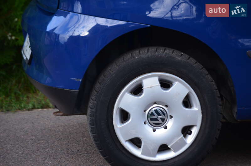 Хэтчбек Volkswagen Fox 2005 в Хусте