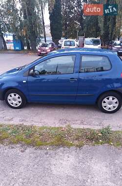 Хэтчбек Volkswagen Fox 2011 в  фото 5 Хэтчбек Volkswagen Fox 2011 в