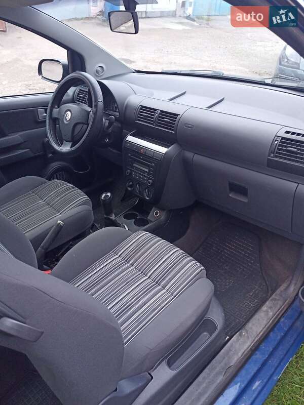 Хэтчбек Volkswagen Fox 2011 в Львове