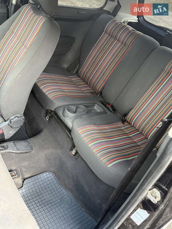 Хэтчбек Volkswagen Fox 2006 в Черновцах фото 9 Хэтчбек Volkswagen Fox 2006 в Черновцах