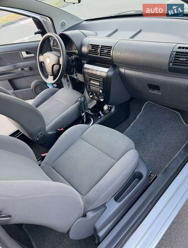 Хэтчбек Volkswagen Fox 2010 в Ровно фото 7 Хэтчбек Volkswagen Fox 2010 в Ровно