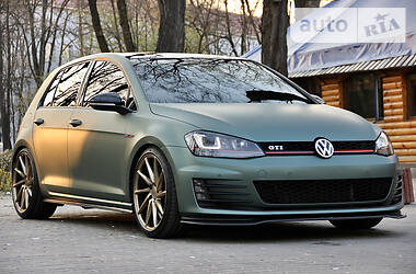 Хетчбек Volkswagen Gol 2015 в 