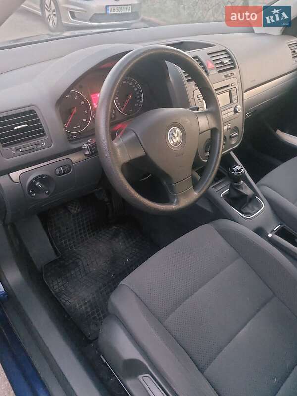 Хэтчбек Volkswagen Gol 2005 в Калиновке