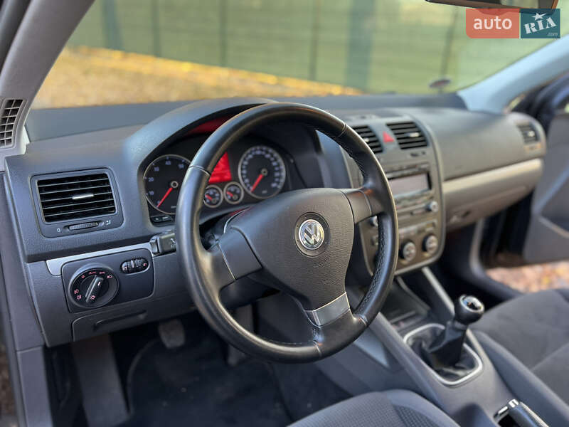 Хетчбек Volkswagen Gol 2010 в Тернополі