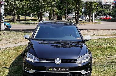 Универсал Volkswagen Golf Alltrack 2017 в Николаеве