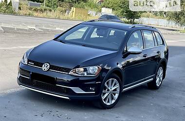 Универсал Volkswagen Golf Alltrack 2016 в Днепре