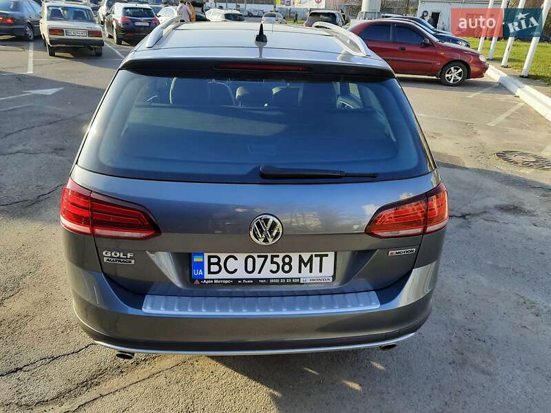 Универсал Volkswagen Golf Alltrack 2018 в Львове