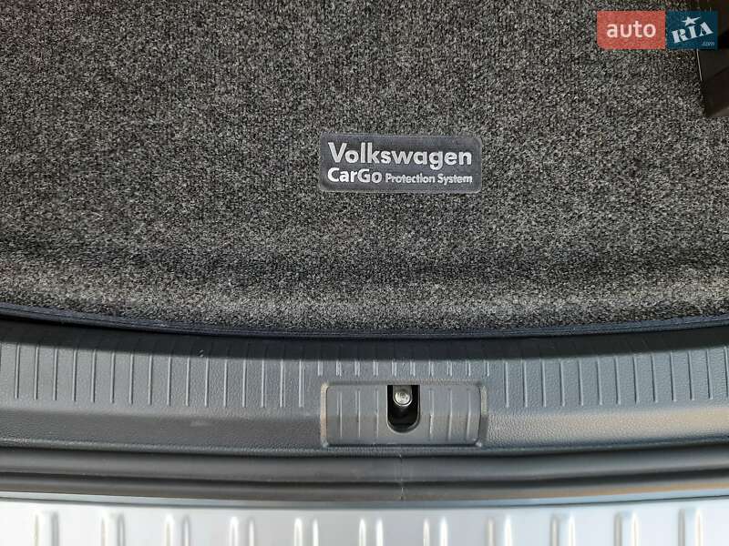 Универсал Volkswagen Golf Alltrack 2018 в Львове