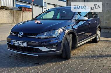 Универсал Volkswagen Golf Alltrack 2015 в Хмельницком