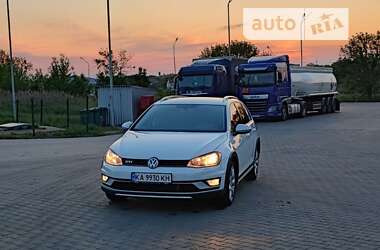 Универсал Volkswagen Golf Alltrack 2017 в Луцке