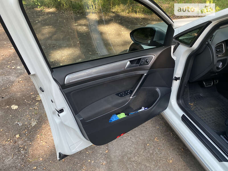 Универсал Volkswagen Golf Alltrack 2018 в Житомире