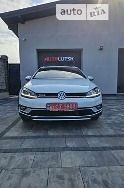 Універсал Volkswagen Golf Alltrack 2020 в Луцьку