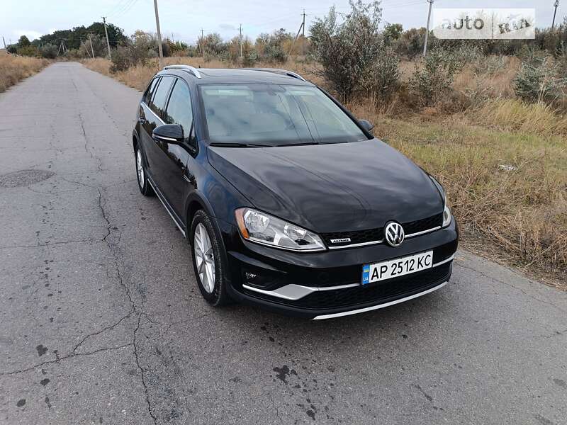 Універсал Volkswagen Golf Alltrack 2017 в Запоріжжі