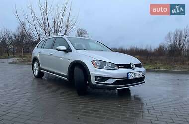 Універсал Volkswagen Golf Alltrack 2016 в Сокалі