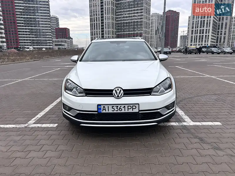 Volkswagen Golf Alltrack