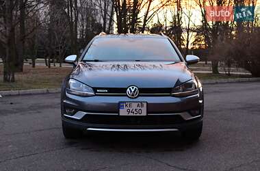 Універсал Volkswagen Golf Alltrack 2016 в Кривому Розі