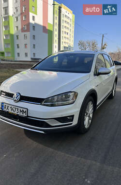 Универсал Volkswagen Golf Alltrack 2016 в Харькове