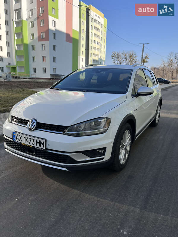 Volkswagen Golf Alltrack 2016