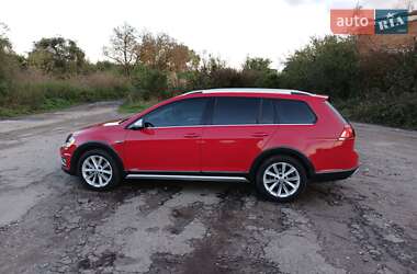 Універсал Volkswagen Golf Alltrack 2016 в 