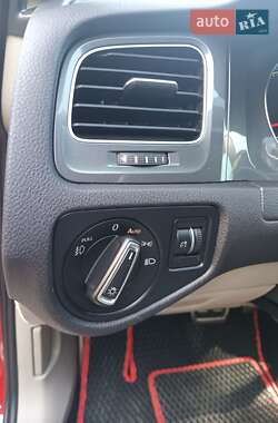 Універсал Volkswagen Golf Alltrack 2016 в 