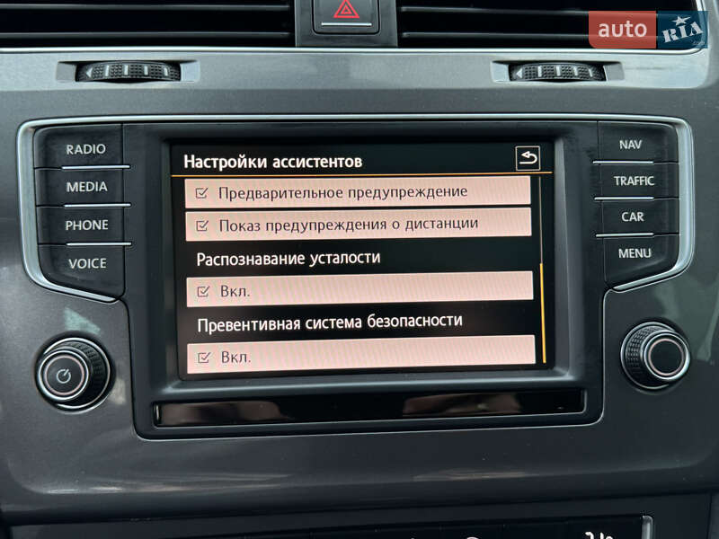 Универсал Volkswagen Golf Alltrack 2016 в Ровно