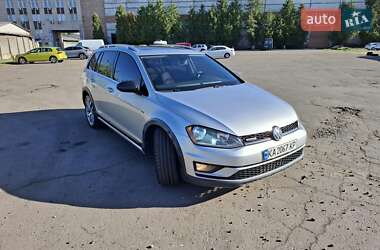 Универсал Volkswagen Golf Alltrack 2016 в 