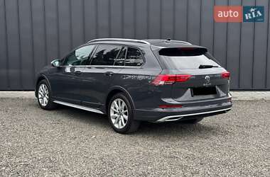 Универсал Volkswagen Golf Alltrack 2021 в 