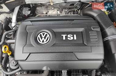 Універсал Volkswagen Golf Alltrack 2017 в 