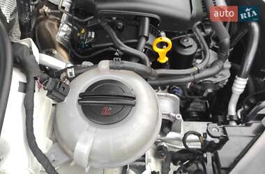 Універсал Volkswagen Golf Alltrack 2017 в 