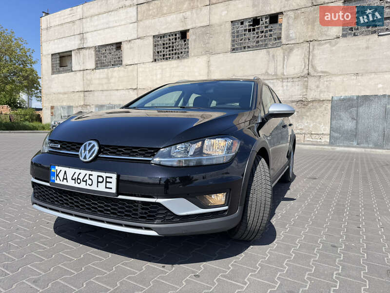 Універсал Volkswagen Golf Alltrack 2017 в Василькові
