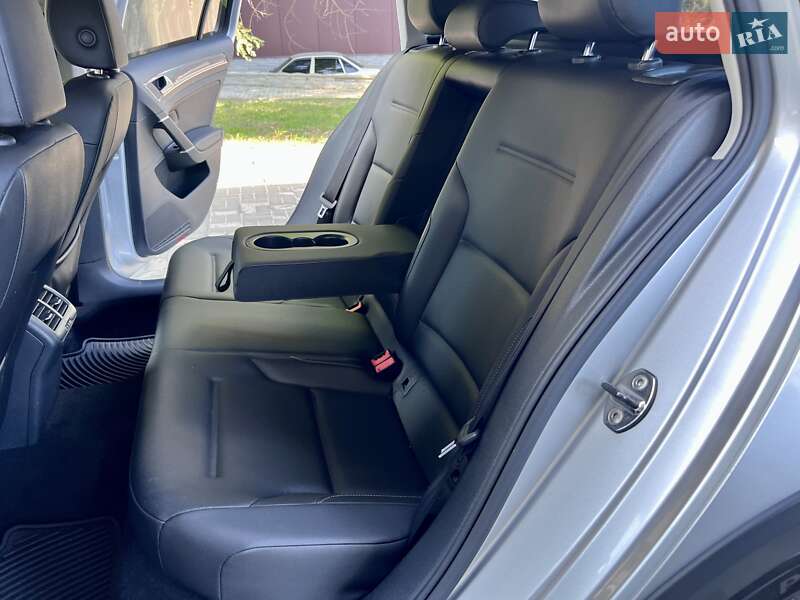 Универсал Volkswagen Golf Alltrack 2016 в Запорожье