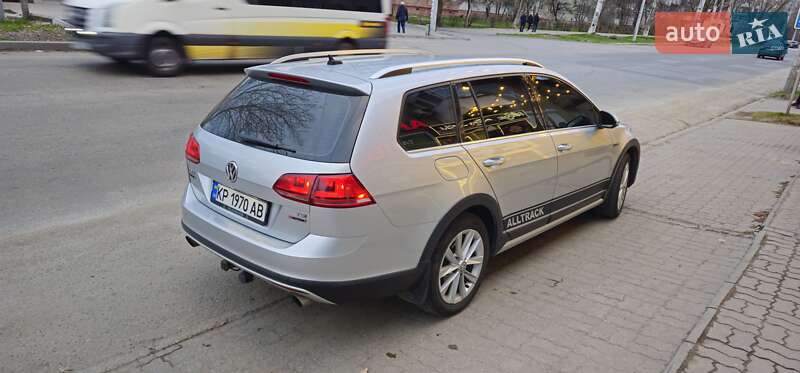 Универсал Volkswagen Golf Alltrack 2016 в Запорожье