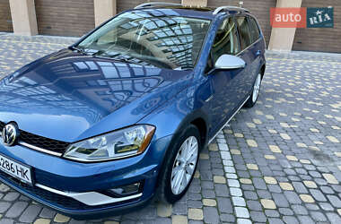 Універсал Volkswagen Golf Alltrack 2017 в 