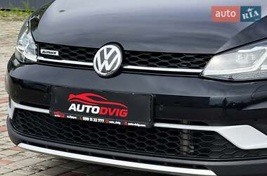 Універсал Volkswagen Golf Alltrack 2018 в 