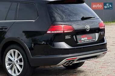 Універсал Volkswagen Golf Alltrack 2018 в 