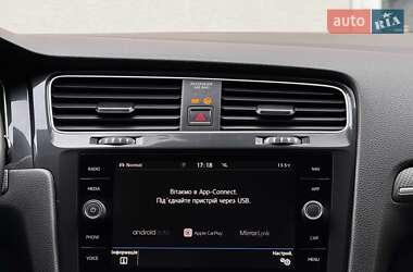 Універсал Volkswagen Golf Alltrack 2018 в 