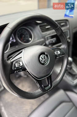 Універсал Volkswagen Golf Alltrack 2017 в 