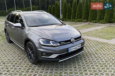 Универсал Volkswagen Golf Alltrack 2016 в 