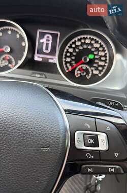 Универсал Volkswagen Golf Alltrack 2016 в 