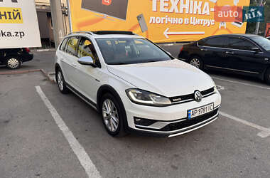 Универсал Volkswagen Golf Alltrack 2017 в Запорожье