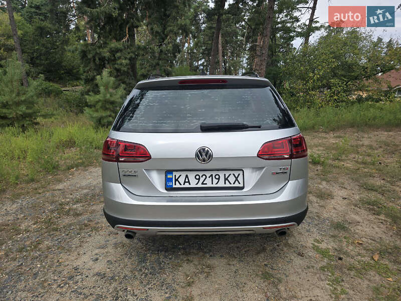 Универсал Volkswagen Golf Alltrack 2016 в Черкассах