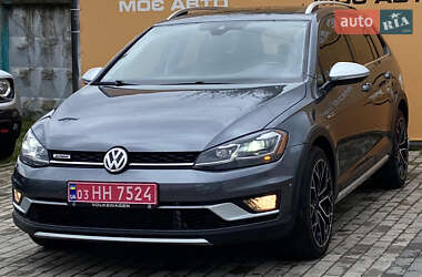 Универсал Volkswagen Golf Alltrack 2020 в Ровно