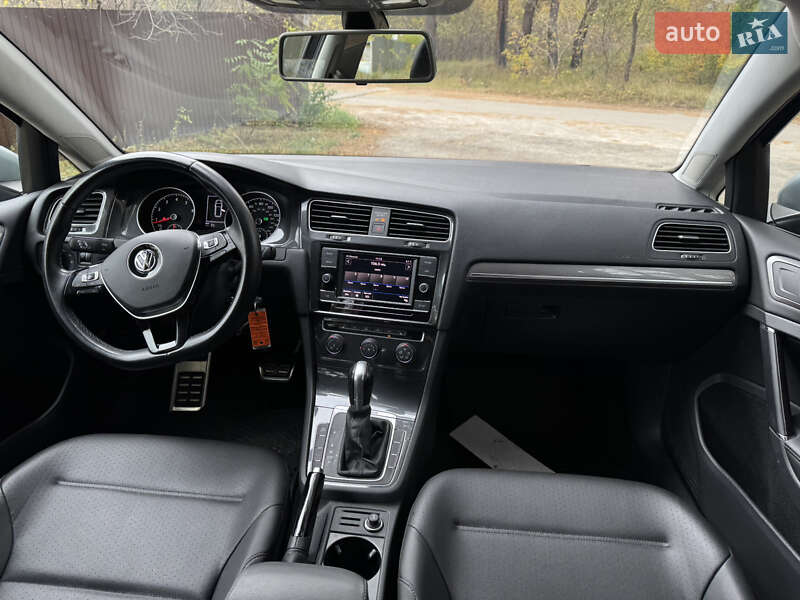 Универсал Volkswagen Golf Alltrack 2019 в Киеве фото 15 Универсал Volkswagen Golf Alltrack 2019 в Киеве