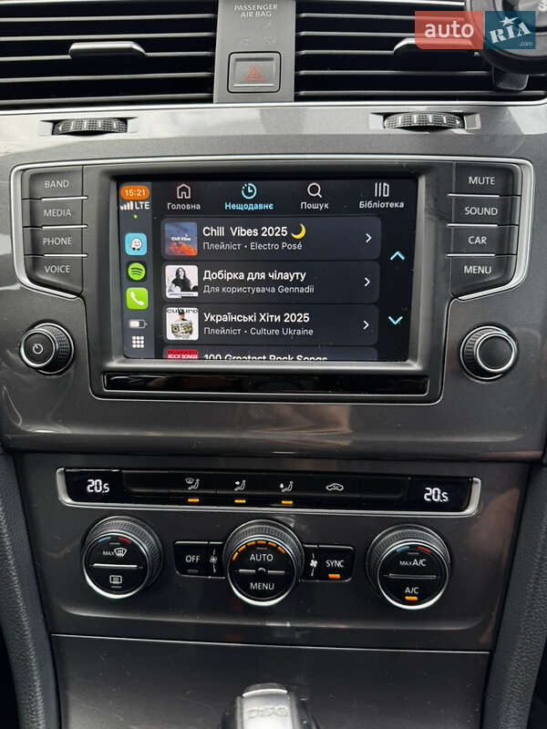 Универсал Volkswagen Golf Alltrack 2015 в Киеве
